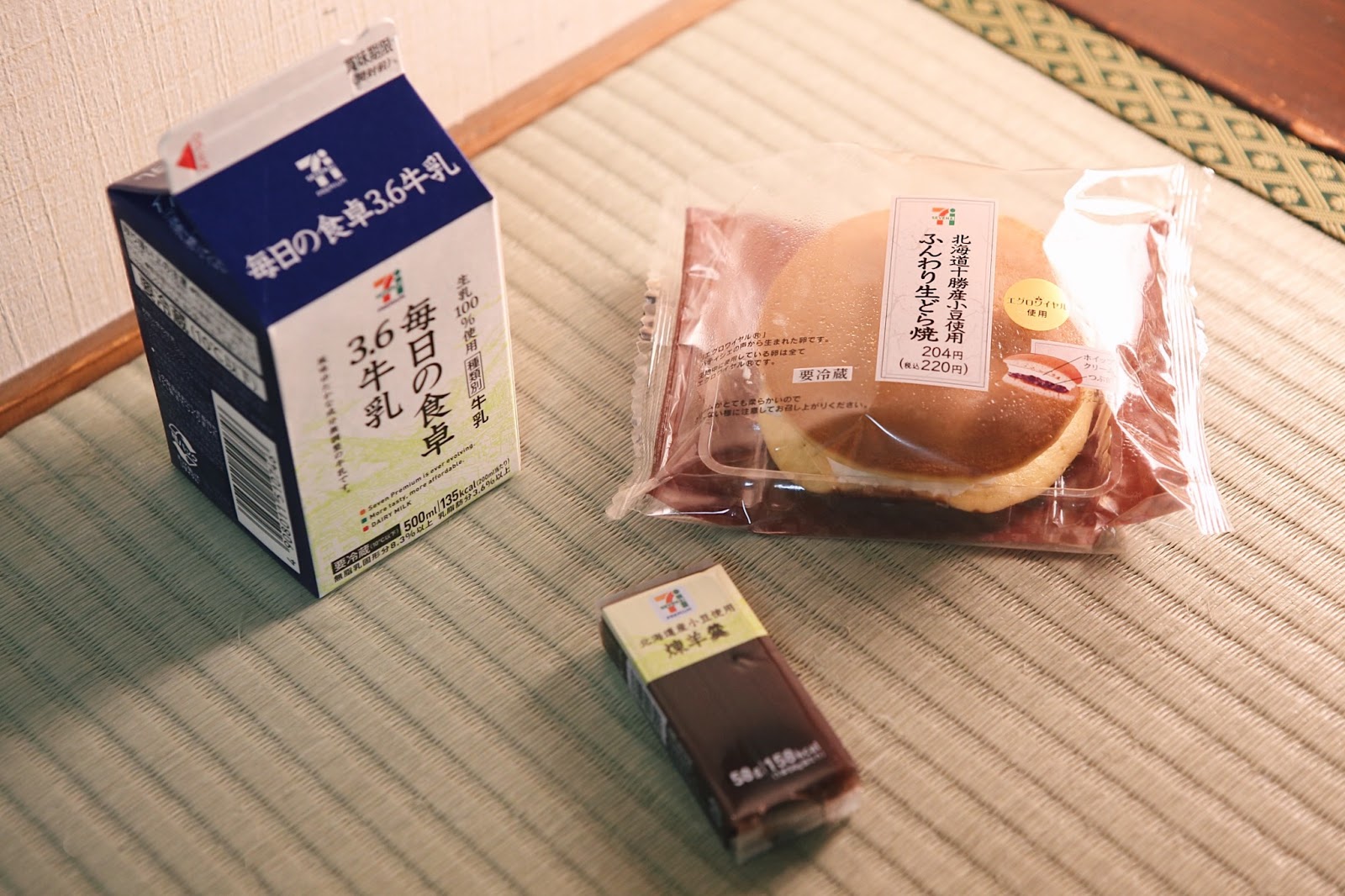 日本7-11限定商品｜毎日の食卓3.6牛乳、北海道十勝産小豆使用ふんわり生どら焼、煉羊羹