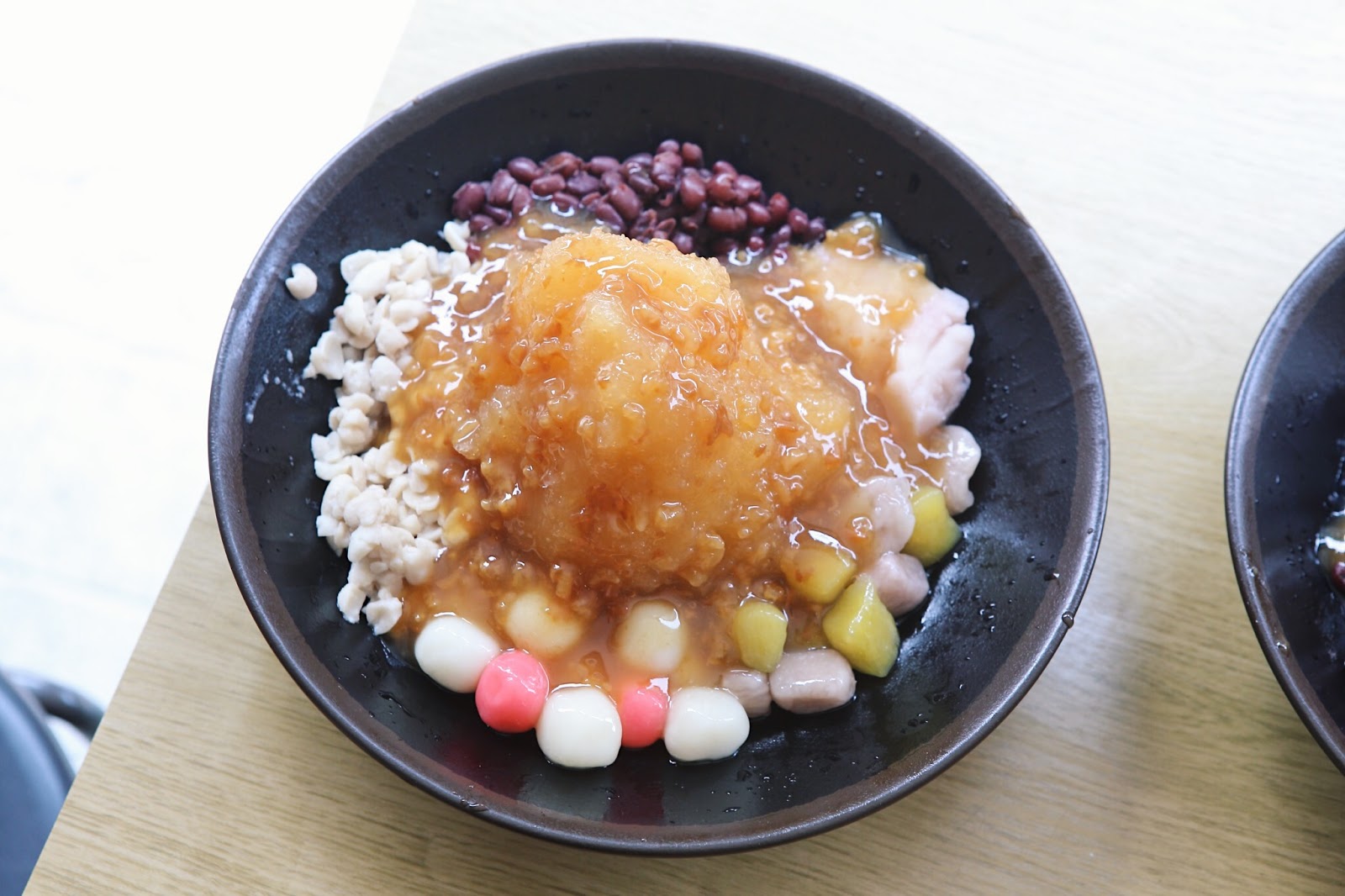 極極冷熱冰Ji Dessert｜台北大同區｜大龍街市場裡，改良自潮州風味的糯米冷熱冰