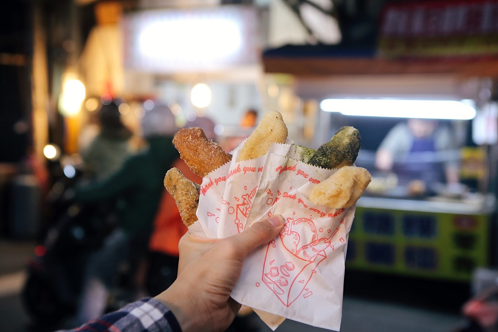 萬白糖粿.蕃薯椪｜三和夜市｜台南廟口前賣超過一甲子的傳統甜點