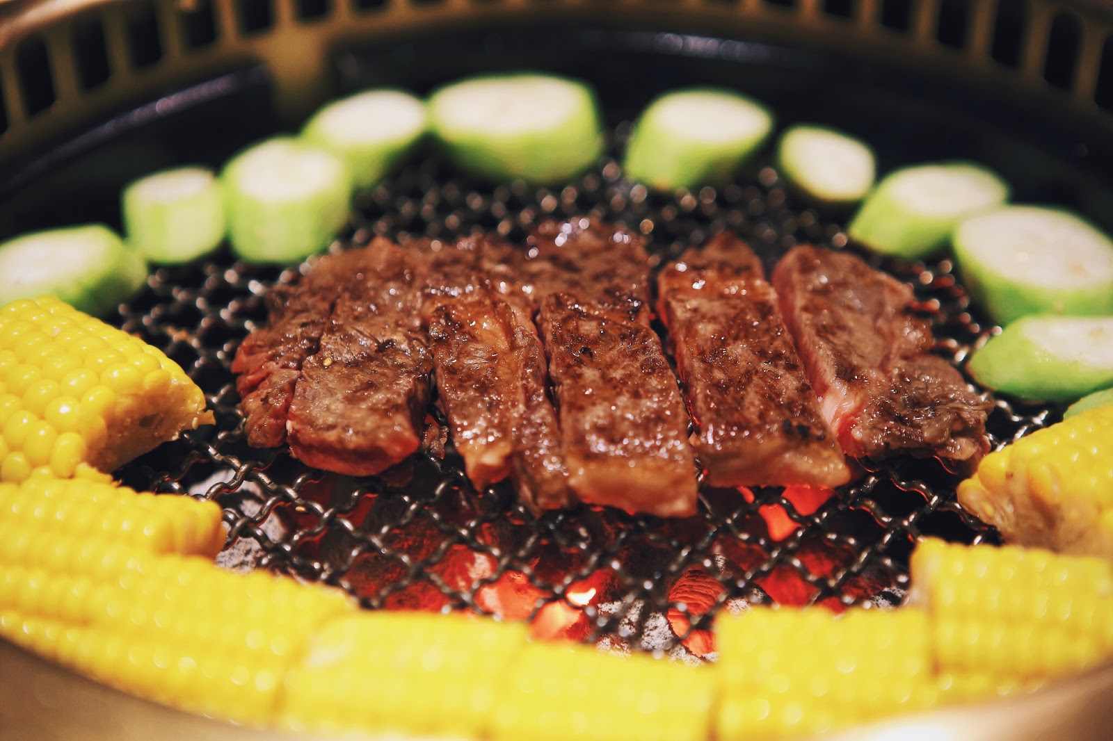 衚同燒肉夜食-胡同燒肉4號店｜台北大安｜享受肉慾縱橫的美麗夜晚吧