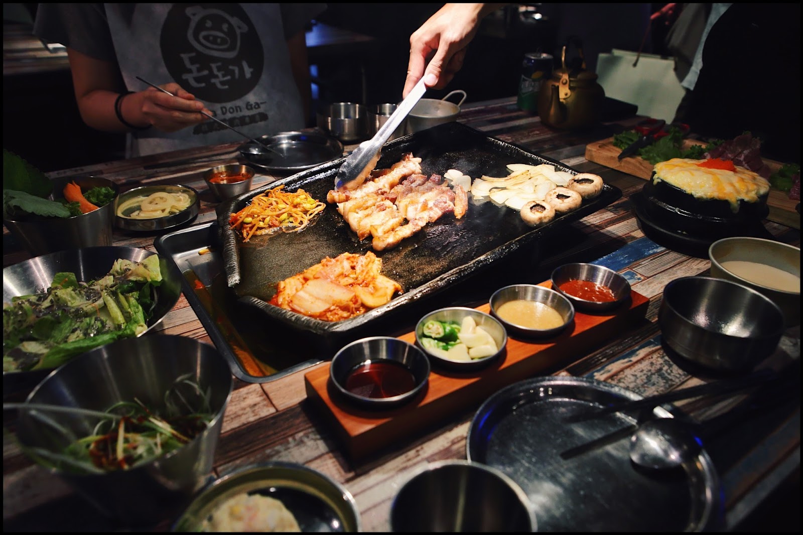 咚咚家dondonga韓式豬肉專賣- 돈돈가｜台北大安｜烤盤上的熱鬧歡騰